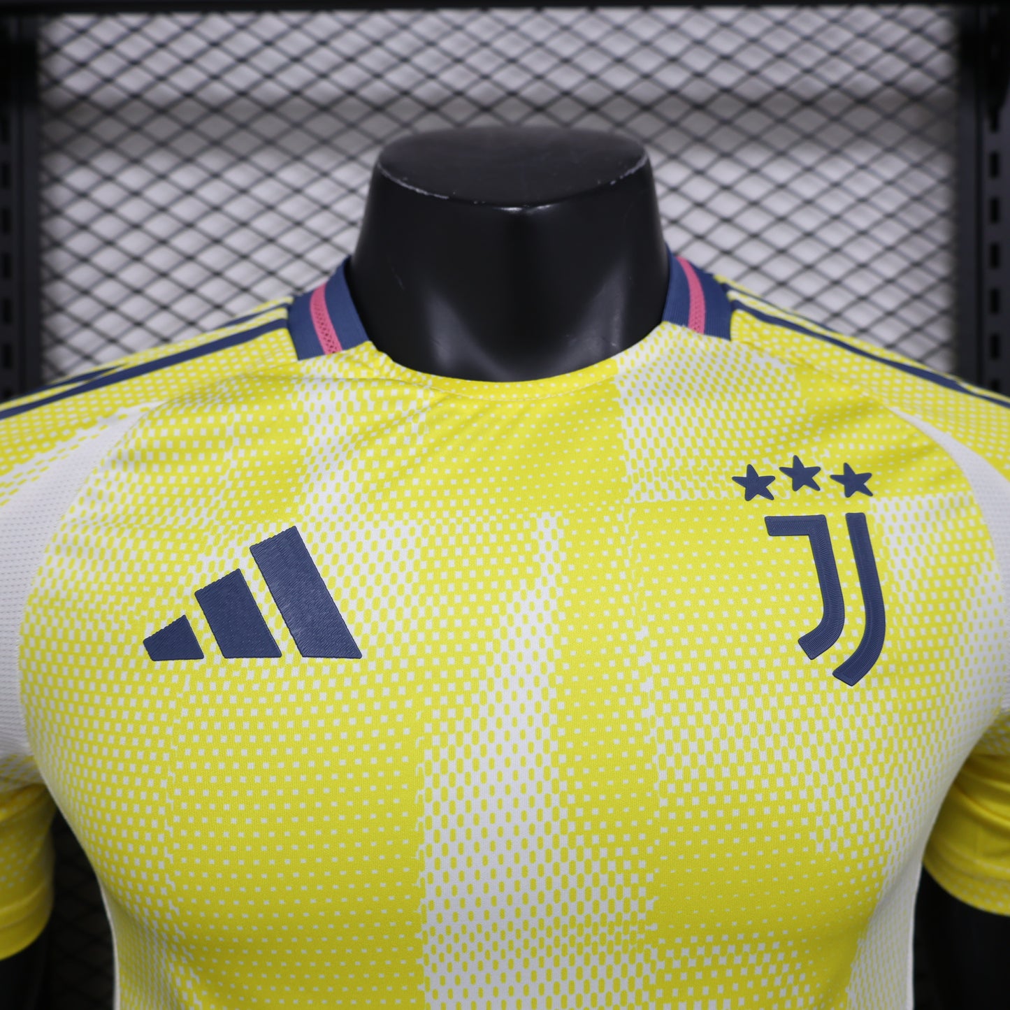 Juventus Away 24/25