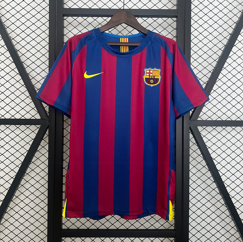 Barcelona Home 05/06